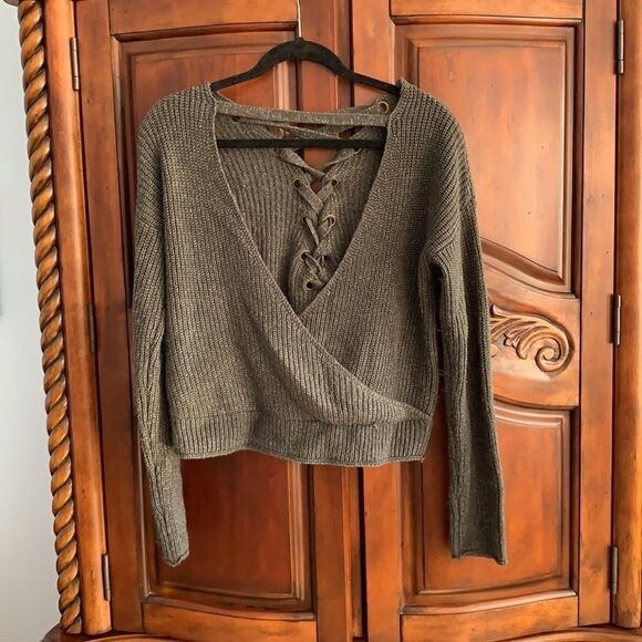 She + Sky knit charcoal sweater- size S - Picture 6 of 9